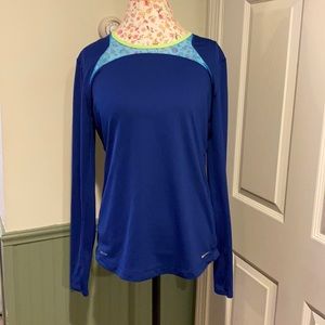 Nike dry fit long sleeve running shirt